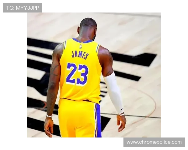 戴维斯进攻体系焕发新生，球队战术创新展现出竞争力增强的趋势