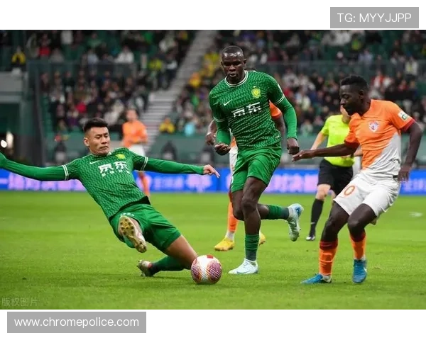 北京国安中场控制力不足，难以维系比赛节奏稳定性